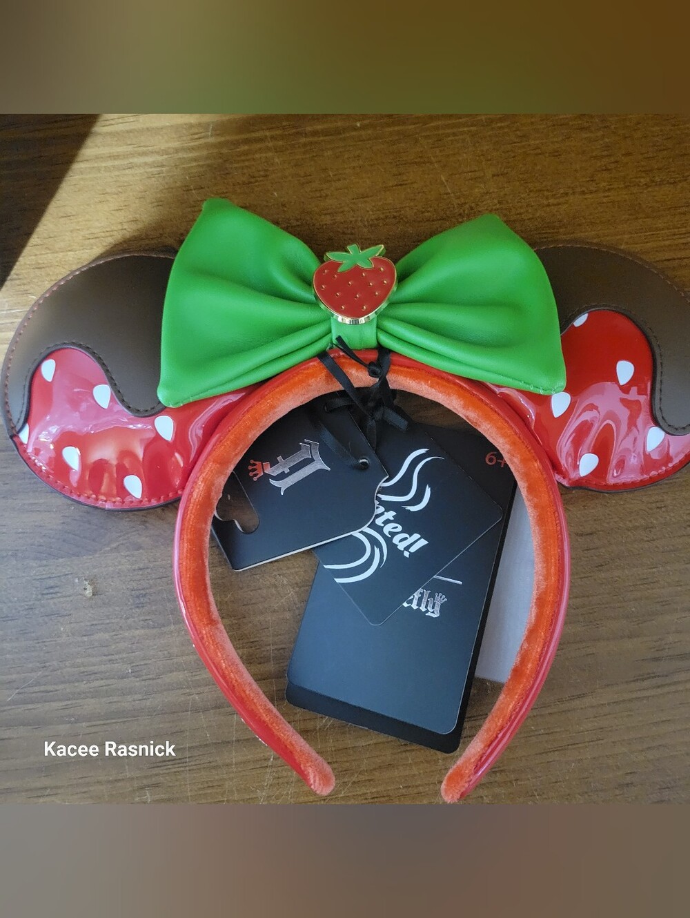 Loungefly Minnie Mouse Scented Chocolate Dipped Strawberry Ear Headband. Nwt.